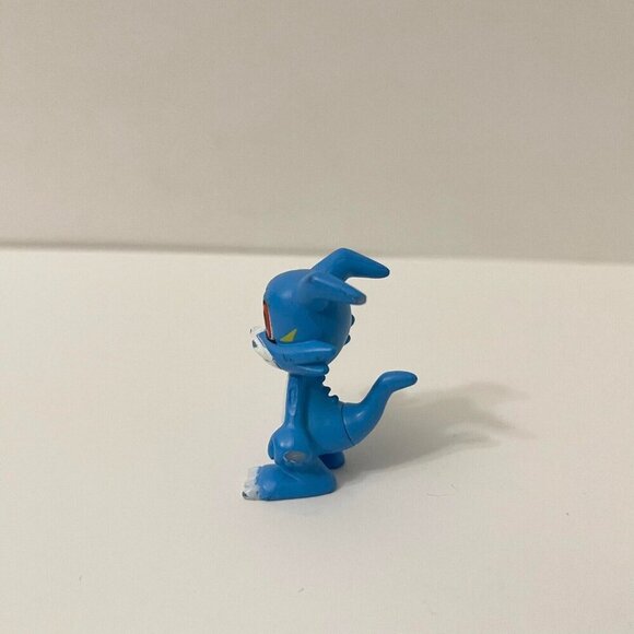 2000 Bandai Digimon Mini Figure Veemon 1 Inch Tall Digital Monsters - Picture 3 of 10
